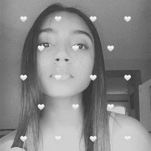 Meet your Posher, Karalyn